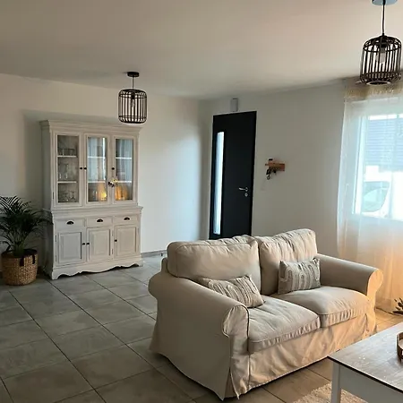 Vakantiehuis Maison Neuve Toute Equipee Poix De Picardie